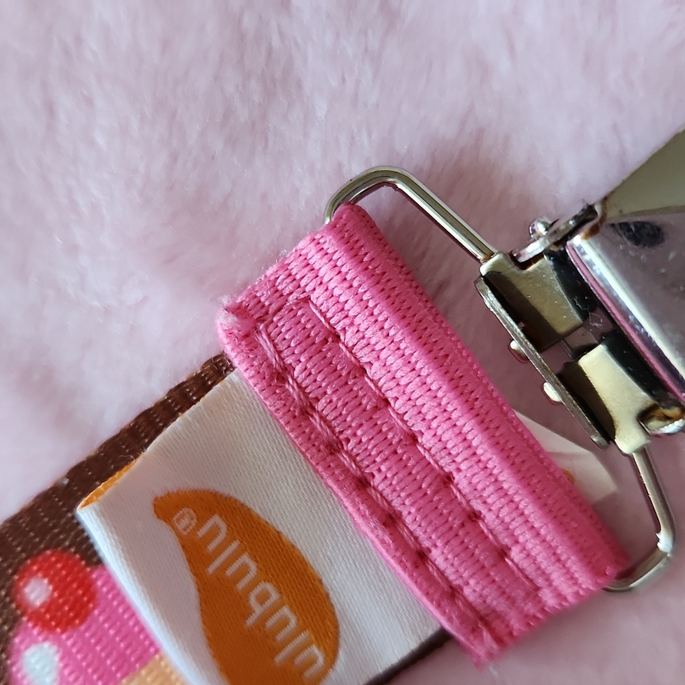 NWOT Pacifier Clip - Picture 2 of 4